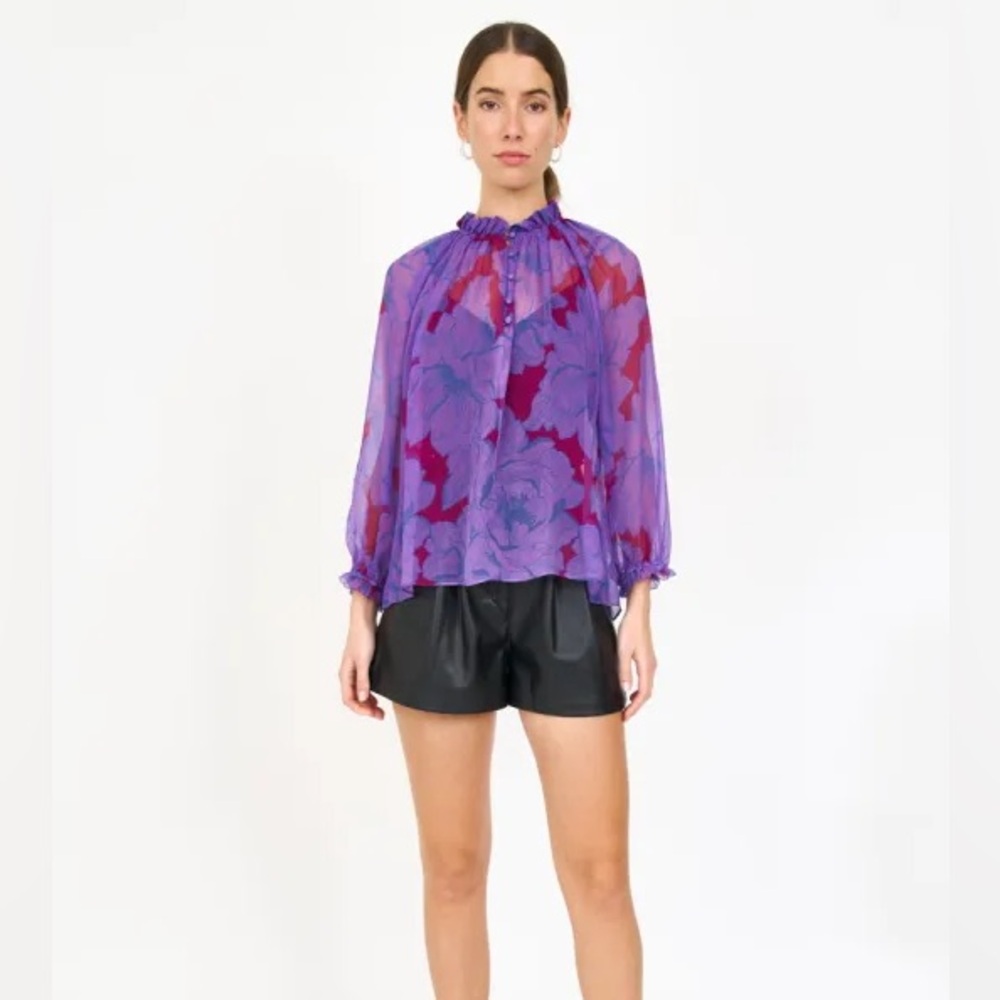 NWT Christy Lynn Karla Blouse, Vibrant Bloom, Size Small